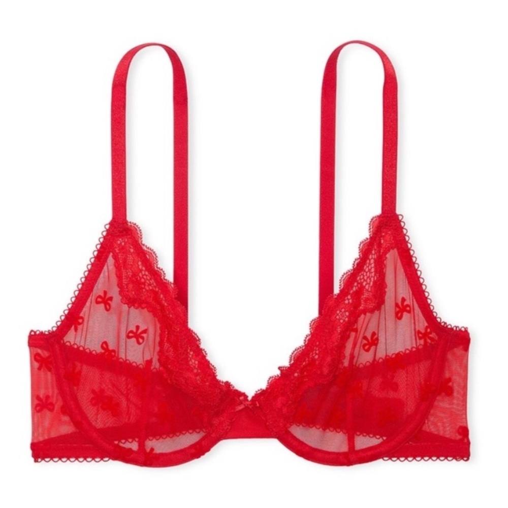 VICTORIA'S SECRET
Tease Unlined Demi Bra